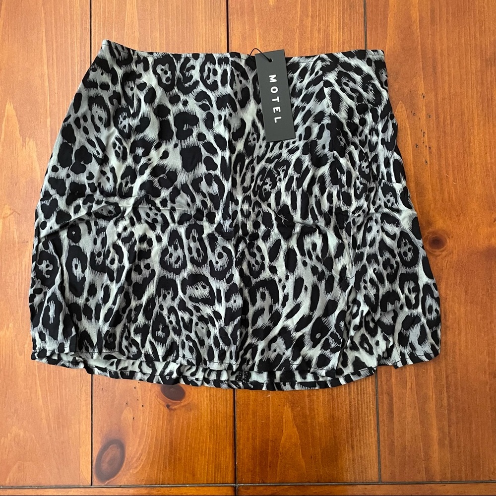 Princess Polly/ Motel Rocks Leopard Skirt